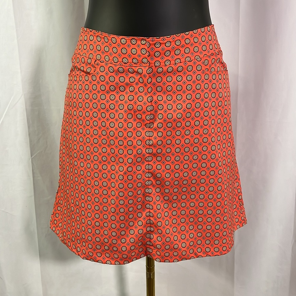 TAIL Coral Black & Yellow Printed Golf Skort